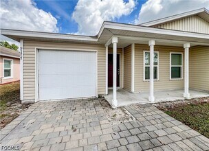 9177 Aegean Cir in Lehigh Acres, FL - Building Photo - Building Photo