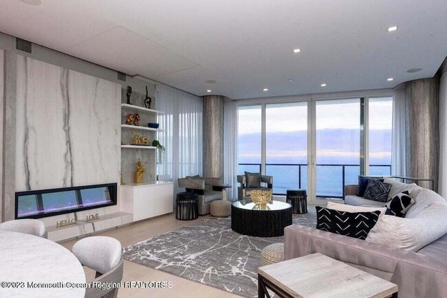 1101 Ocean Ave N, Unit 902 in Asbury Park, NJ - Foto de edificio - Building Photo