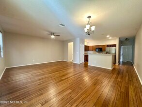 5922 Bartram Village Dr in Jacksonville, FL - Building Photo - Building Photo
