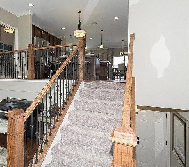 881 Lewisburg Ln in Aurora, IL - Building Photo - Building Photo