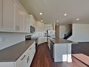 971 N Nichole Ave in Boise, ID - Building Photo - Building Photo