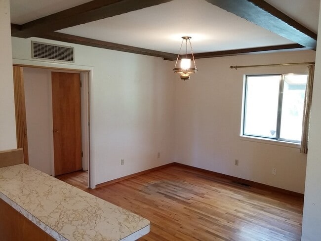 11930 Bow Ln in Redding, CA - Building Photo - Building Photo