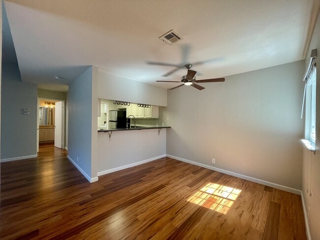 property at 480 Canyon Oaks Dr