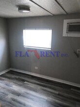 8281 Charlin Pkwy in Orlando, FL - Building Photo - Building Photo