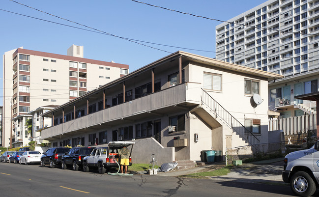 924 Green St in Honolulu, HI - Building Photo - Building Photo