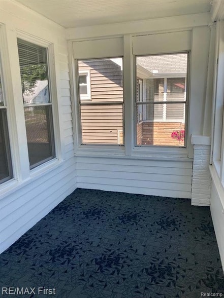 229 Edgewood Pl in Ferndale, MI - Building Photo - Building Photo