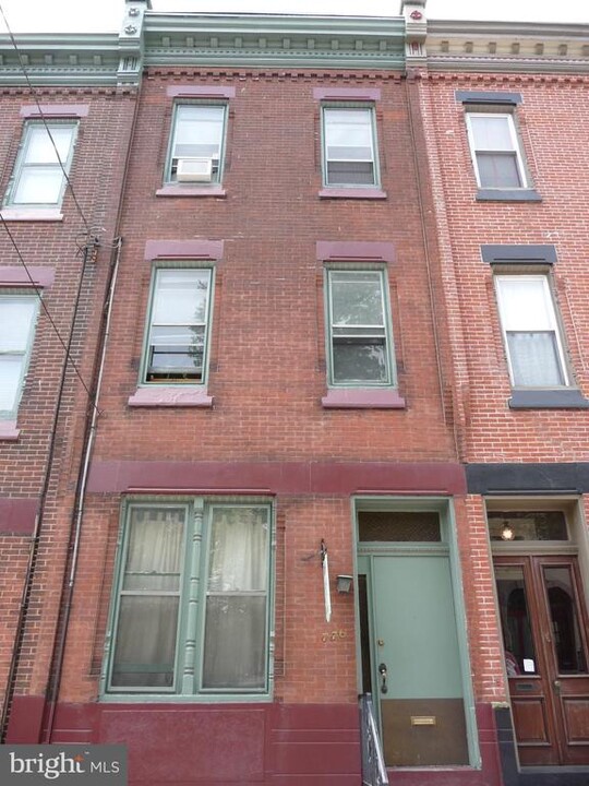 776 N 26th St in Philadelphia, PA - Building Photo
