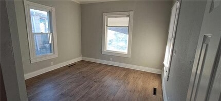 221 E Colorado Ave in St. Joseph, MO - Building Photo - Building Photo