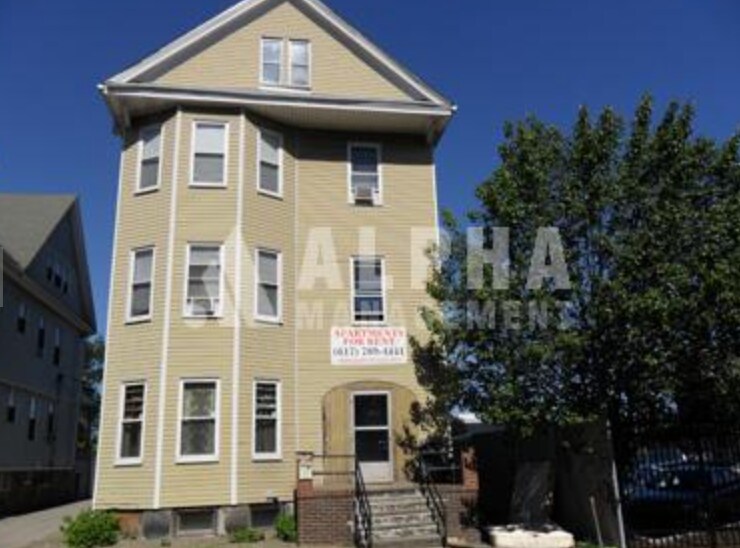 24 Everett St, Unit #1 in Boston, MA - Building Photo