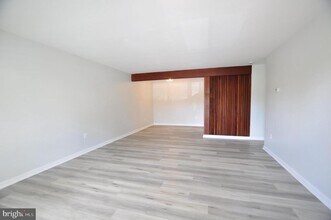 3135 University Blvd W in Kensington, MD - Building Photo - Building Photo