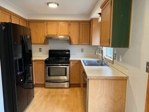 26525 Fox Hill Dr N in Stanwood, WA - Building Photo - Building Photo