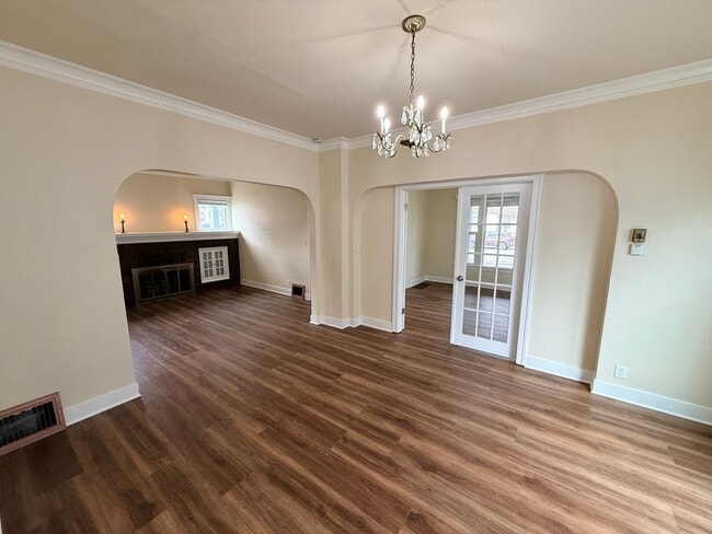 property at 922 E Ermina Ave