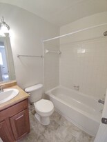 600 Reusens Rd in Lynchburg, VA - Building Photo