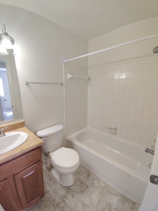 600 Reusens Rd in Lynchburg, VA - Foto de edificio