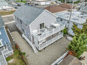 111 7th Ave in Seaside Park, NJ - Building Photo - Building Photo