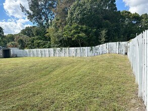 5516 NW 22nd St in Lauderhill, FL - Building Photo - Building Photo