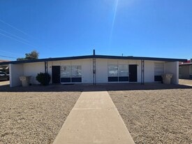 6251 N 48th Ave in Glendale, AZ - Building Photo