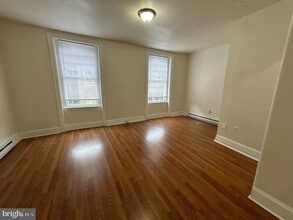 153 E Philadelphia St in York, PA - Foto de edificio - Building Photo
