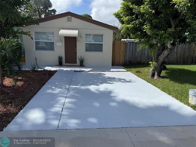 property at 211 S F St