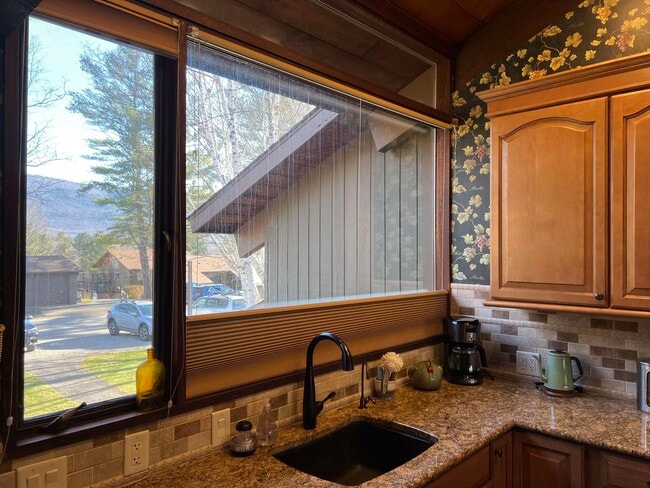 property at 20 Murray Hill Heights Rd