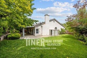 51 Tulip Tree Cir in Sacramento, CA - Building Photo - Building Photo