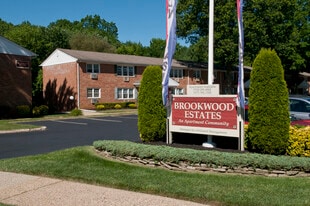 Brookwood Estates in Atlantic Highlands, NJ - Building Photo