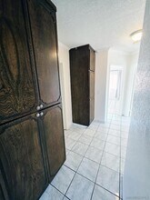 4056 Van Dyke Ave, Unit 4 in San Diego, CA - Foto de edificio - Building Photo