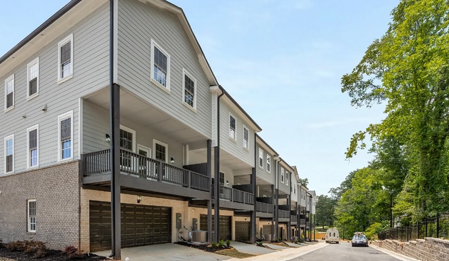 property at 3165 Dogwood Dr