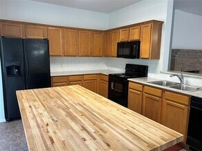 800 Mahogany Dr in Anna, TX - Building Photo - Building Photo