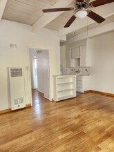 1909 Beachwood Dr in Los Angeles, CA - Building Photo - Building Photo