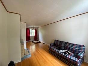 72 Grenfell Ave in St John's, NL - Building Photo - Building Photo