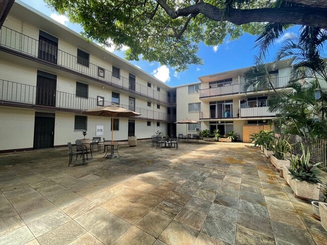 property at 1914 University Ave