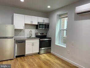 2904 Poplar St in Philadelphia, PA - Building Photo - Building Photo