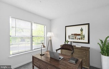 1013 Summerglenn Ct-Unit -7-203 in Bowie, MD - Building Photo - Building Photo