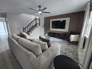 5413 Woburn Ln in Virginia Beach, VA - Building Photo - Building Photo