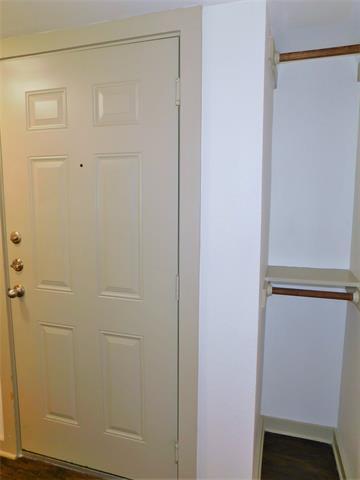 1512 N Elm St in Denton, TX - Building Photo - Building Photo