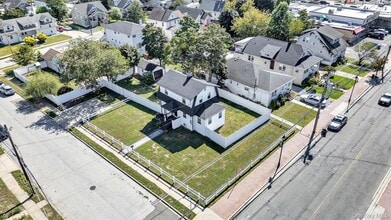 159 Southside Ave in Freeport, NY - Building Photo - Building Photo
