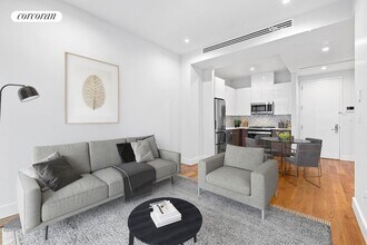 21-59 44th Drive 2C in Queens, NY - Building Photo - Building Photo