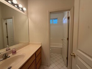 3697 Grand Point Ln in Elk Grove, CA - Building Photo - Building Photo