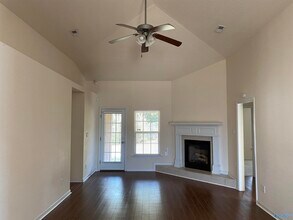 131 Shadow Ct SW in Huntsville, AL - Building Photo - Building Photo