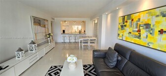 19390 Collins Ave, Unit 1223 in Sunny Isles Beach, FL - Building Photo