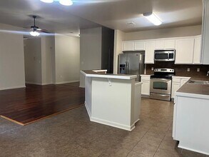 17060 Jamestowne Dr in Prairieville, LA - Building Photo - Building Photo