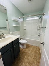 1129 Desiree Pl in Moore, OK - Building Photo - Building Photo