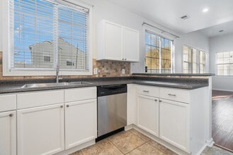 244 Windcroft Cir NW in Acworth, GA - Building Photo - Building Photo