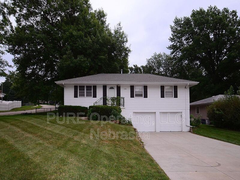 12386 Bel Dr in Omaha, NE - Building Photo