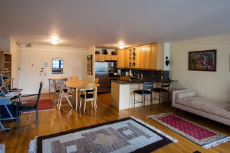 900 N Lake Shore Dr-Unit -1806 in Chicago, IL - Foto de edificio - Building Photo