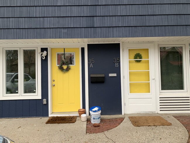 35 Melbourne Ave SE, Unit #35 A