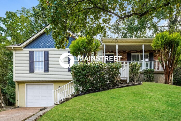 1129 Jacksons View Rd in Nashville, TN - Building Photo