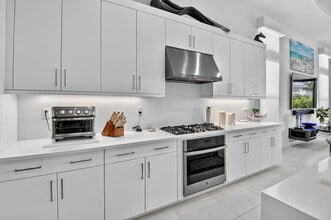 8331 Royal County Down Rd in Boca Raton, FL - Building Photo - Building Photo
