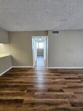 1900 N Congress Ave in West Palm Beach, FL - Foto de edificio - Building Photo